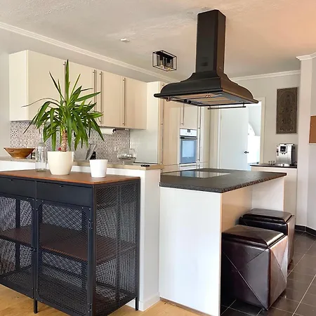 Appartement Modernes Designer Mit Balkon 5 Min Zum Oktoberfest & *