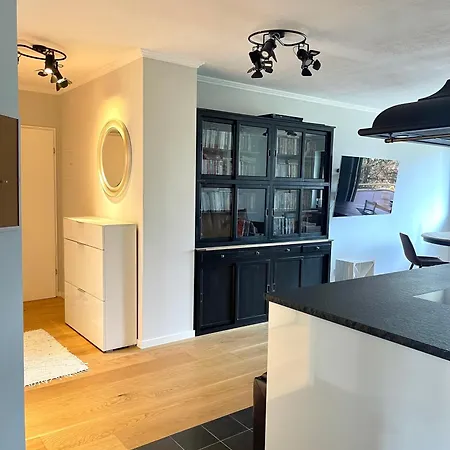 Modernes Designer Mit Balkon 5 Min Zum Oktoberfest & Appartement