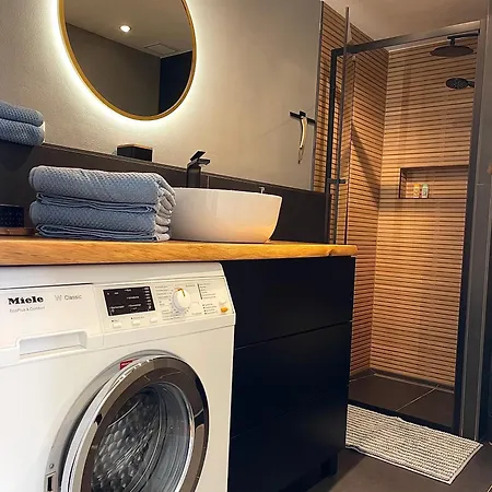 Modernes Designer Mit Balkon 5 Min Zum Oktoberfest & München
