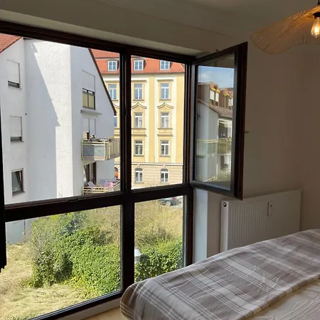 Apartment Modernes Designer Mit Balkon 5 Min Zum Oktoberfest & *